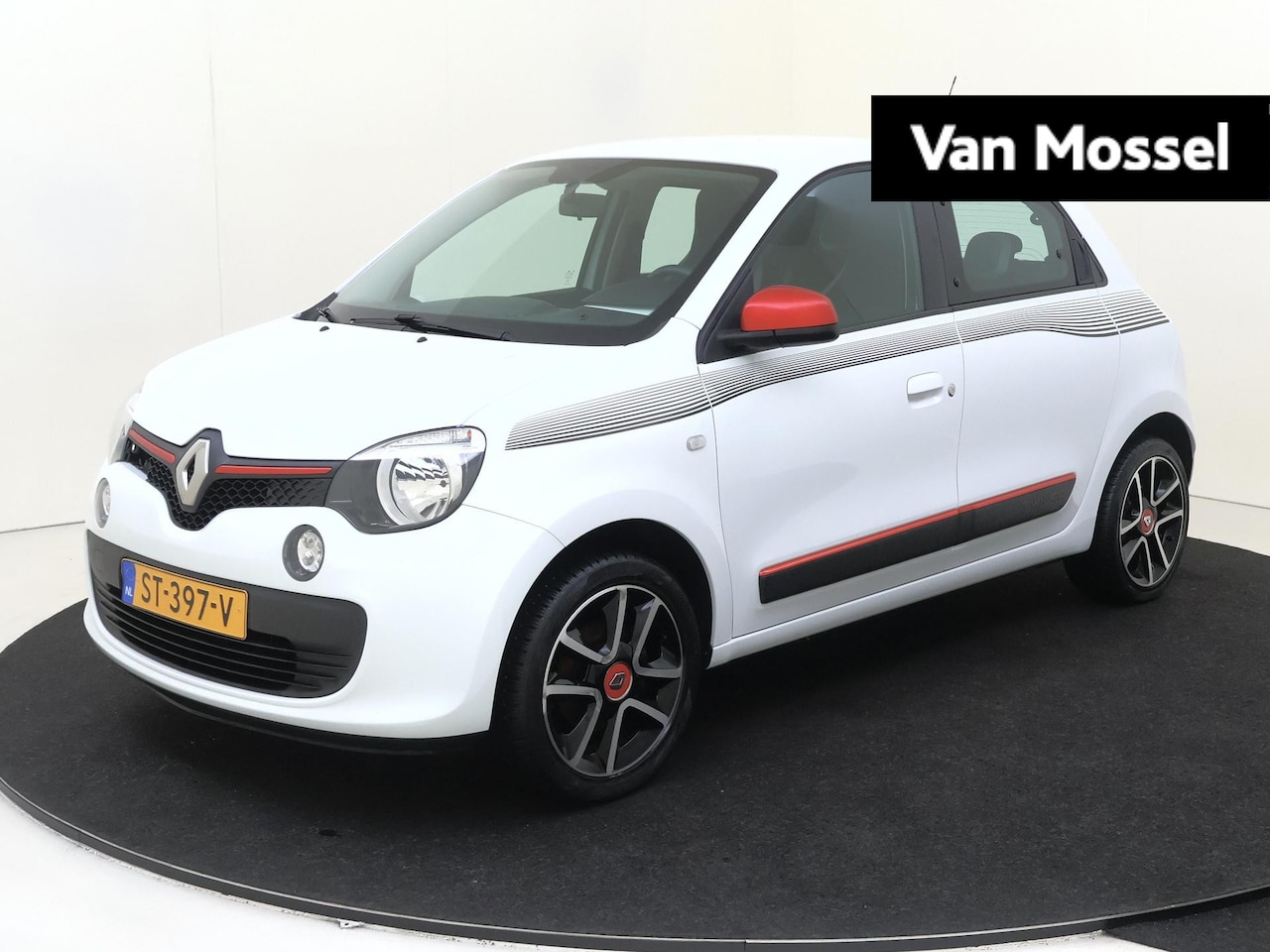 Renault Twingo - 1.0 SCe70 Dynamique | Navigatie | Parkeersensoren & Camera ) - AutoWereld.nl
