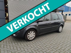 Renault Grand Scénic - 1.6-16V Tech Line 7p