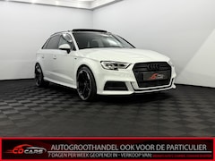 Audi A3 Sportback - 35 TFSI S-line 3x S-line, Pano, Half leder, Virtual desk, Navi, Parkeersensoren, Cruise co