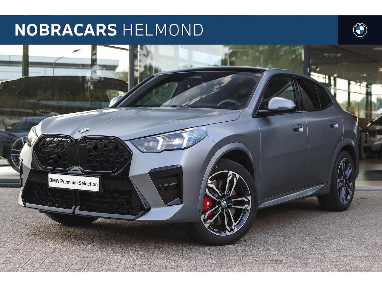 BMW X2 - sDrive20i M Sport Automaat / Panoramadak / Trekhaak / Sportstoelen / Achteruitrijcamera / - AutoWereld.nl