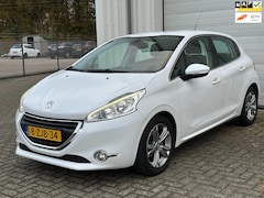 Peugeot 208 - 1.2 VTi Executive, Climate, Cruise, Navi, Carplay, NAP