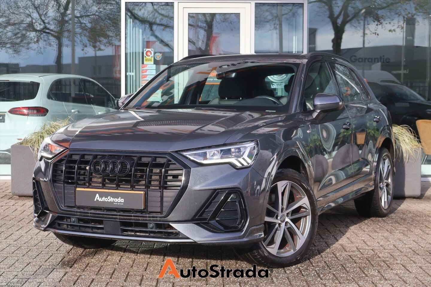Audi Q3 - 45 S-Line TFSI e 245pk PHEV S tronic | Stoelverwarming | Virtual | LED | Cruise | Climate - AutoWereld.nl
