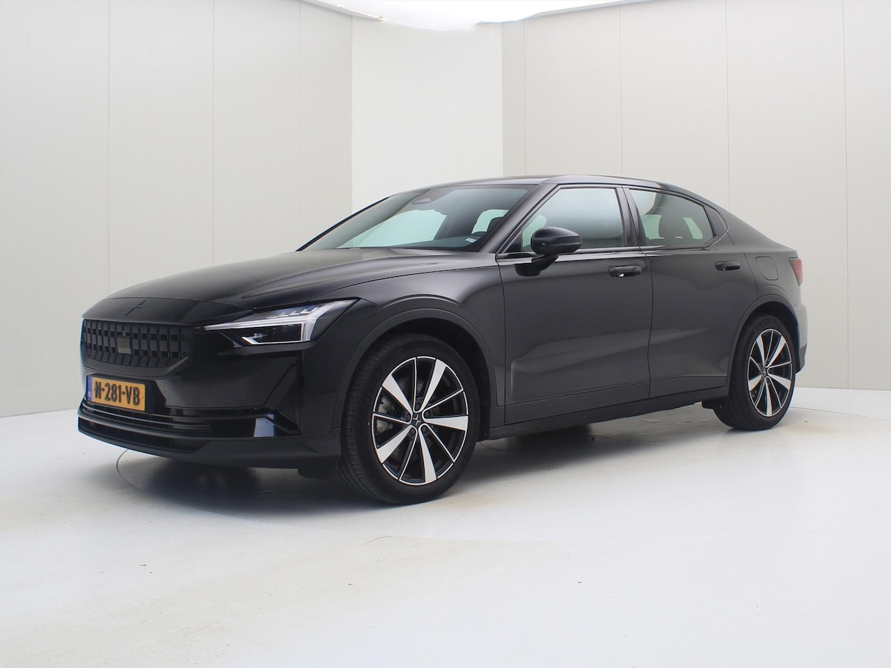 Polestar 2 - Standard Range 224pk 64kWh 92% SoH [ TREKHAAK+19INCH+STOELVERWARMING+H/K AUDIO ] - AutoWereld.nl
