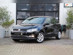 Volkswagen Polo - 1.0 MPI Comfortline - 5DRS - STOEL VERWARMING - PDC RONDOM - D.RIEM VERVANGEN - DEALER OH