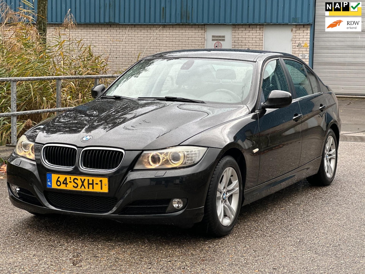 BMW 3-serie - 316i Luxury Line Navi! PDC! Clima! LM velgen! NAP! APK! - AutoWereld.nl