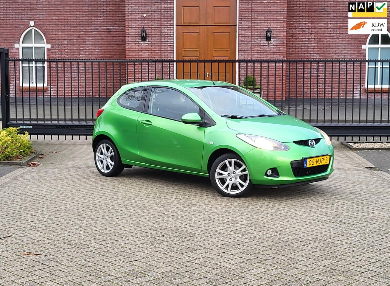 Mazda 2 - 1.5 GT-L / Airco / Nap / LMV / Stoelverwarming - AutoWereld.nl