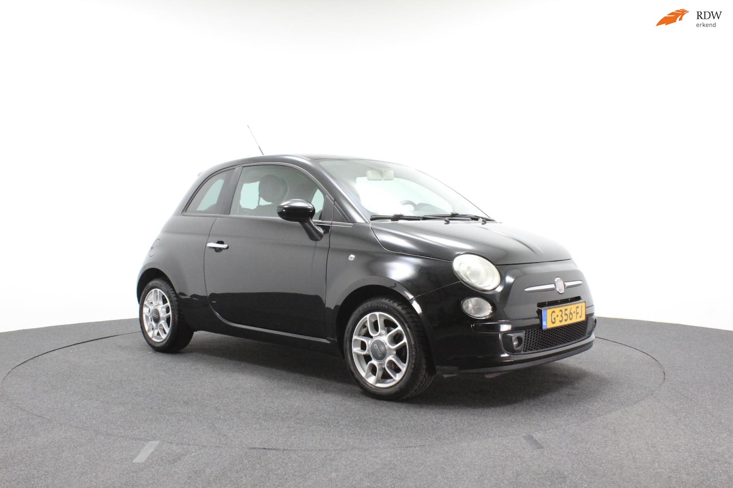 Fiat 500 - 1.2 Lounge | Airco | Half-lederen bekleding | Sportvelgen | Goed onderhouden - AutoWereld.nl