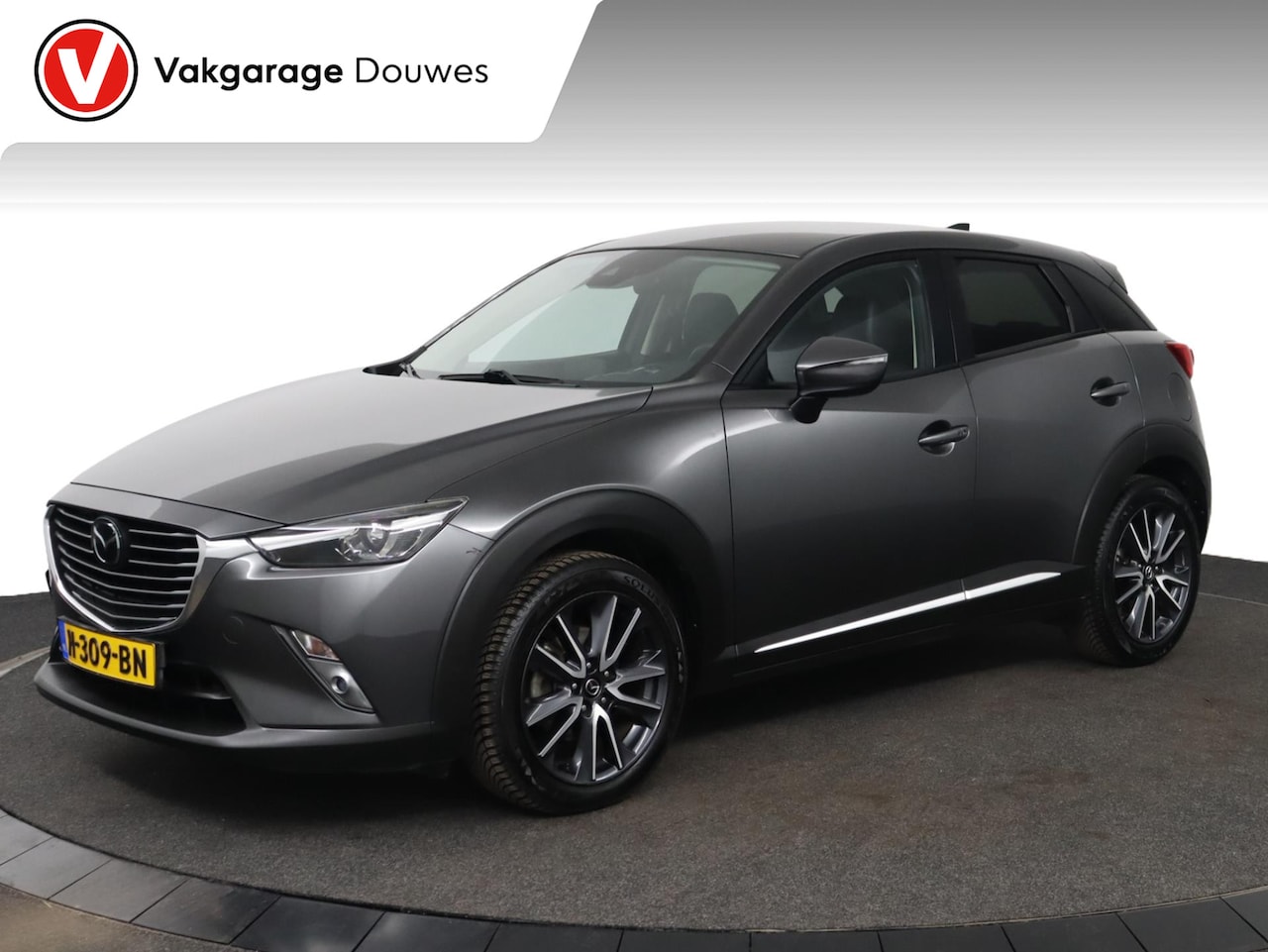 Mazda CX-3 - 2.0 SkyActiv-G 120 Dynamic | Automaat | ACC| Leder | Stoel- & Stuurverwarming | Navi | HUD - AutoWereld.nl