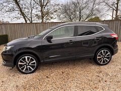Nissan Qashqai - 1.2 Tekna Navigatie & Camera & Panorama & Leder