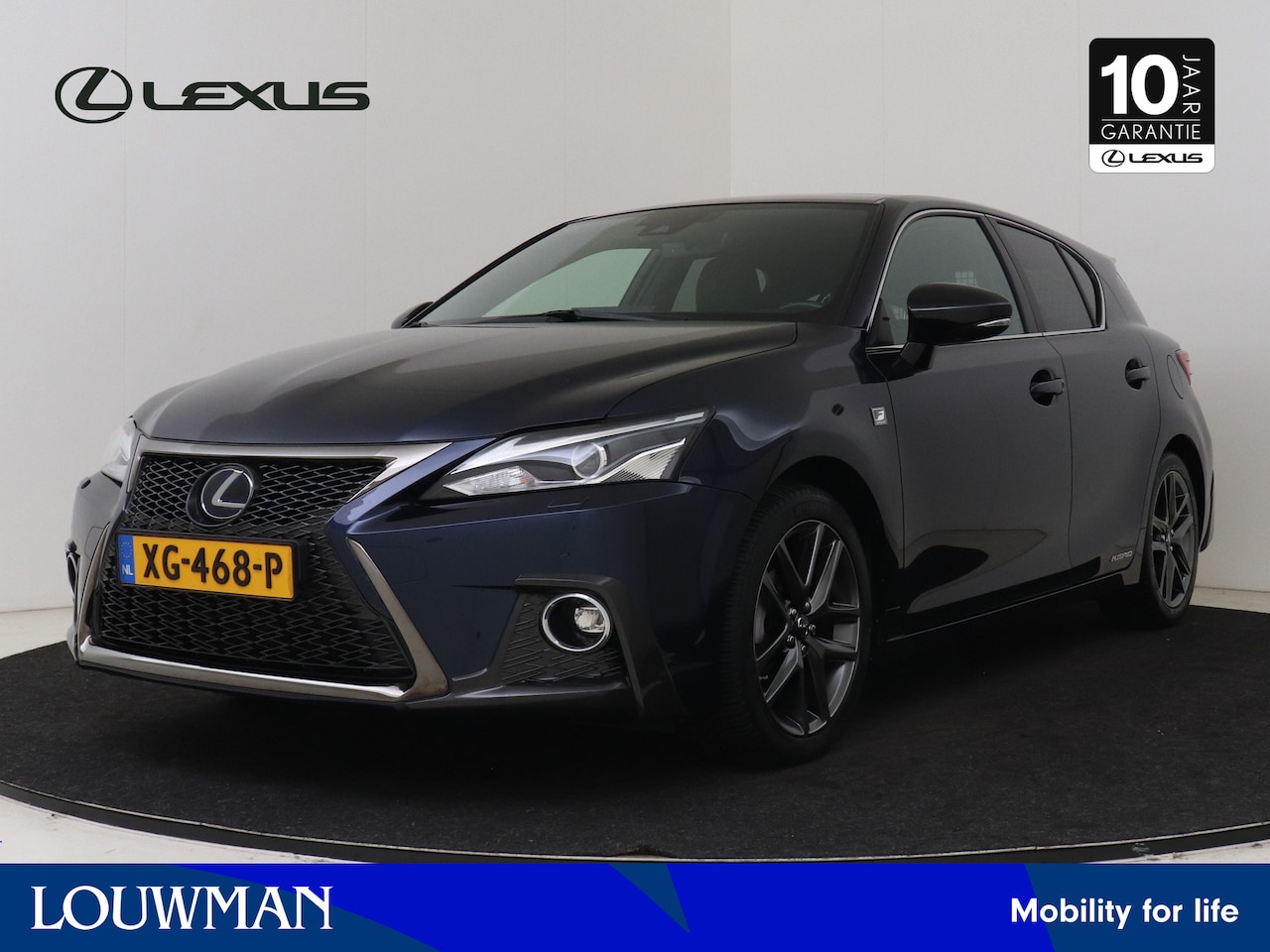 Lexus CT 200h - F Sport Line | Premium Navigatie | Safety System | 17" Velgen | - AutoWereld.nl