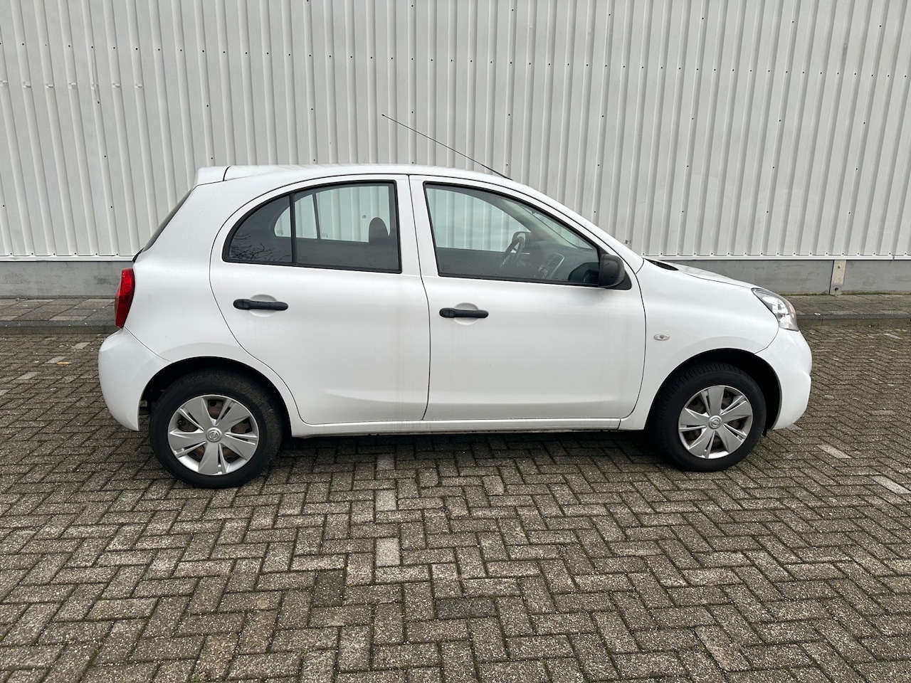 Nissan Micra - 1.2 Visia Pack Eerst eigenaar - AutoWereld.nl