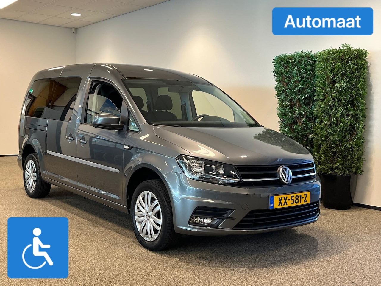 Volkswagen Caddy Maxi - Rolstoelauto Automaat 5+1 - AutoWereld.nl