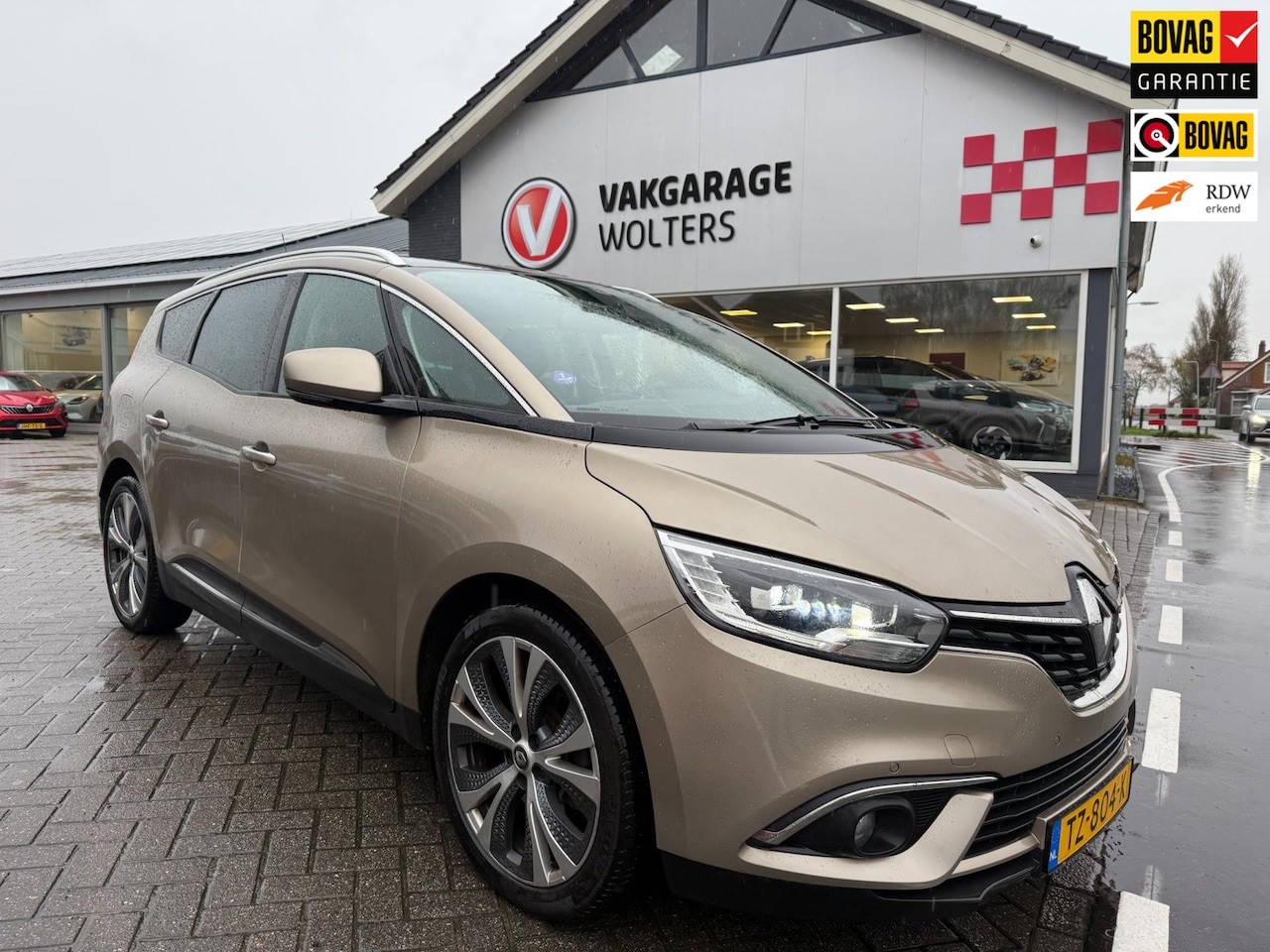 Renault Grand Scénic - 1.3 TCe Bose 7p. RIJKLAARPRIJS! - AutoWereld.nl