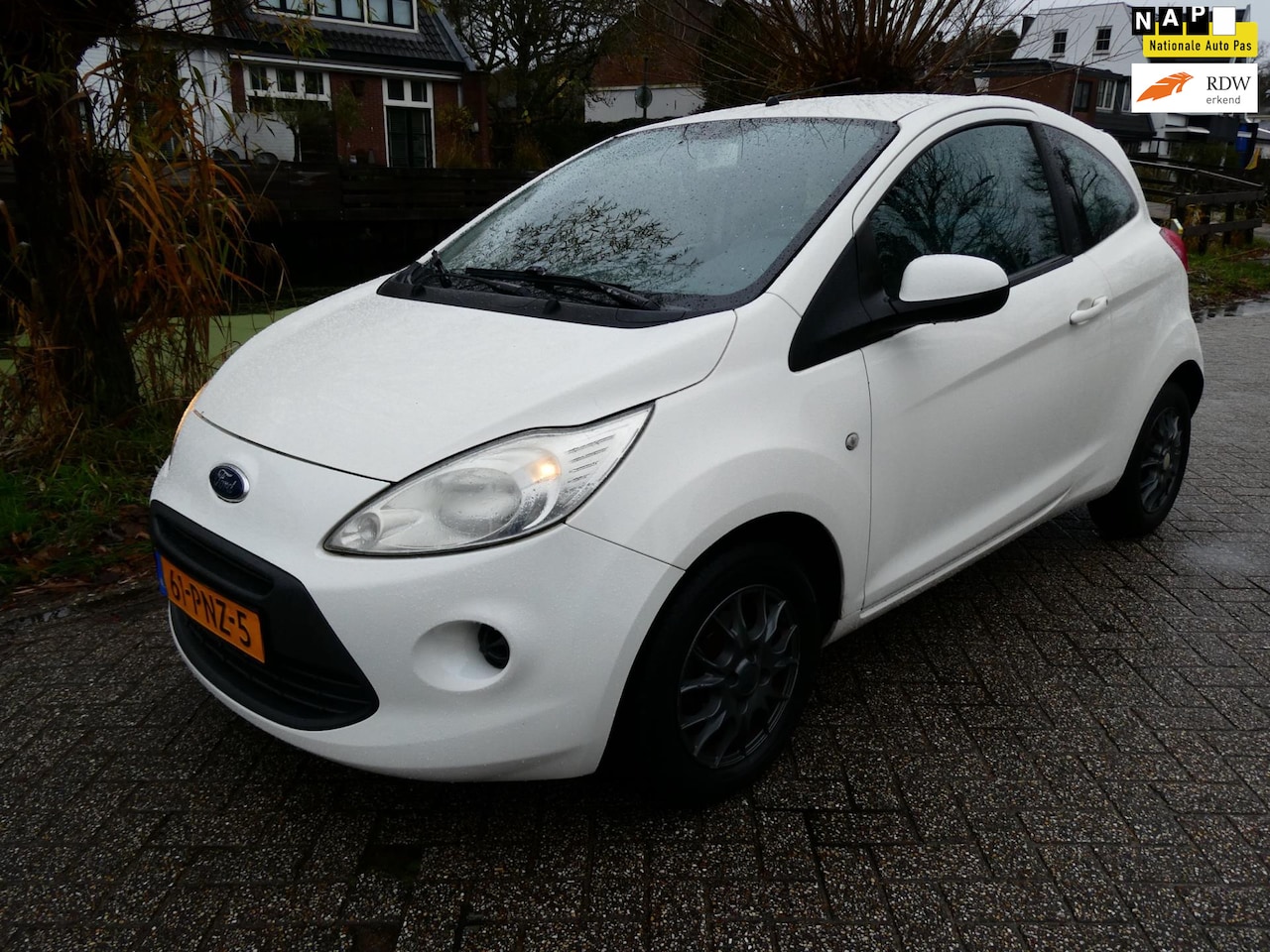 Ford Ka - 1.2i 4-Cilinder Airco Zuinig B-Label Sportvelgen - AutoWereld.nl