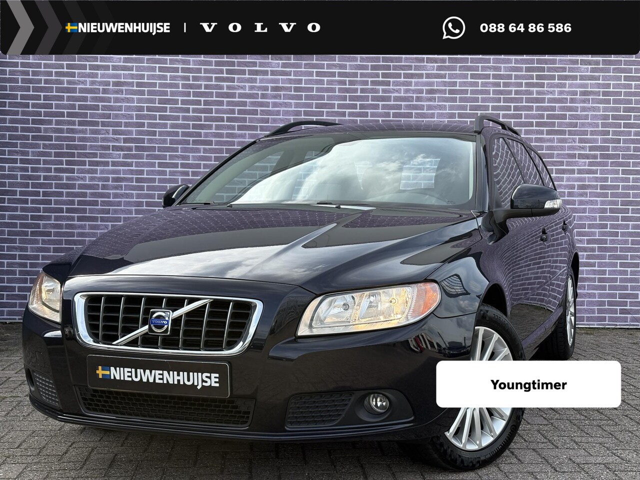 Volvo V70 - 2.5T Momentum | Young timer! | Stoelverwarming | Trekhaak | Leder | elektrisch bedienbare - AutoWereld.nl