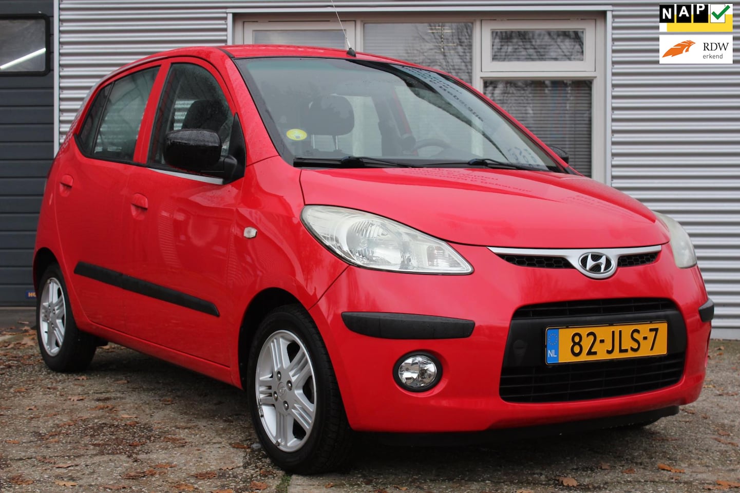 Hyundai i10 - 1.25i i-Catcher 1.25i i-Catcher 5-deurs, airco, boejes, nap, 2x sleutel,nieuwe apk, afleverbeurt, all-seas - AutoWereld.nl