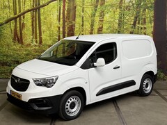 Opel Combo - 1.2 Turbo L1H1 Innovation Benzine 3 Zitplaatsen Navi Camera Carplay Dodehoek LED Cruise Co