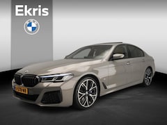 BMW 5-serie - Sedan 530i | M-Sportpakket | Laserlicht | Leder | HUD | Schuifdak | Comfortzetels | DAB |