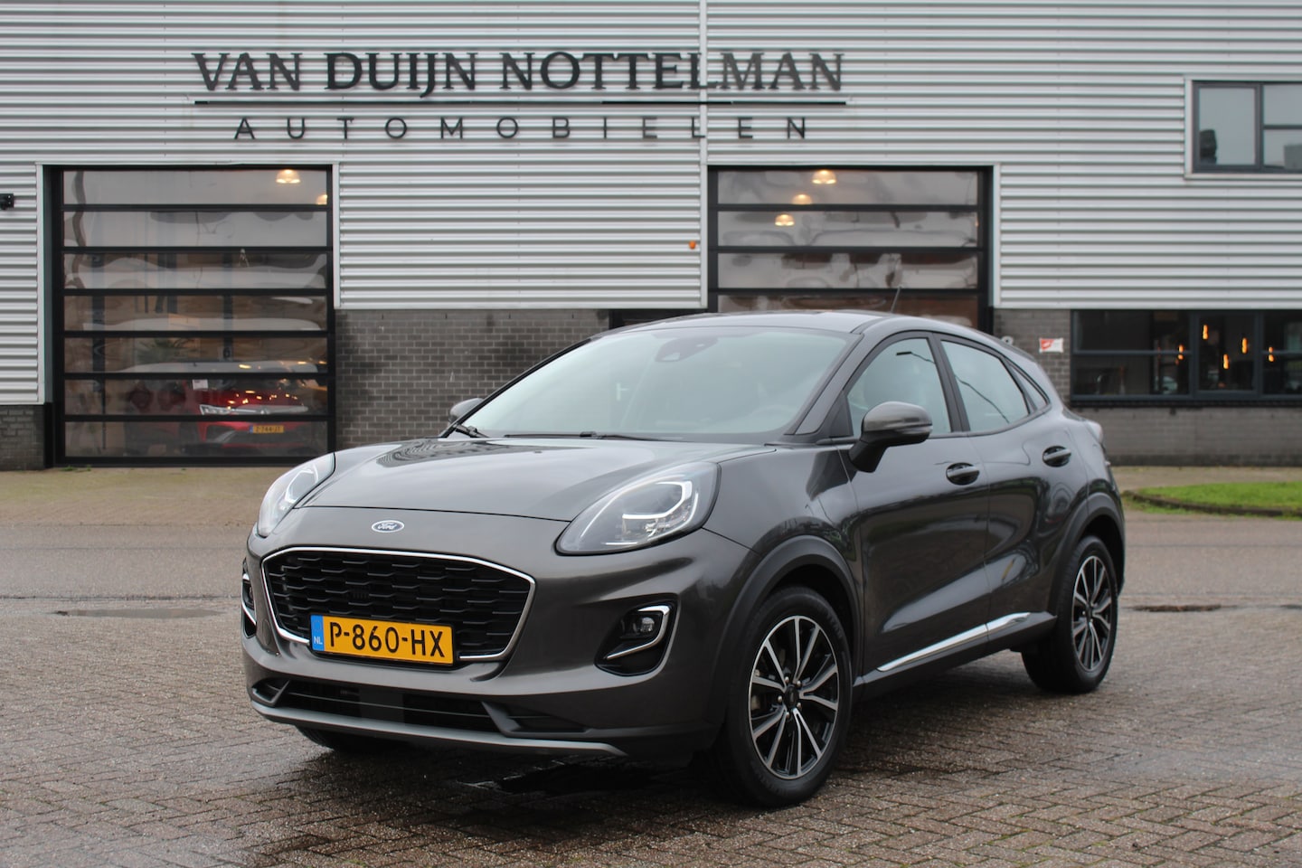 Ford Puma - 1.0 EcoBoost Titanium / Carplay / LED / Navigatie - AutoWereld.nl