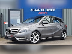 Mercedes-Benz B-klasse - 200 AUTOMAAT Pano Xenon Trekhaak Cruise Clima