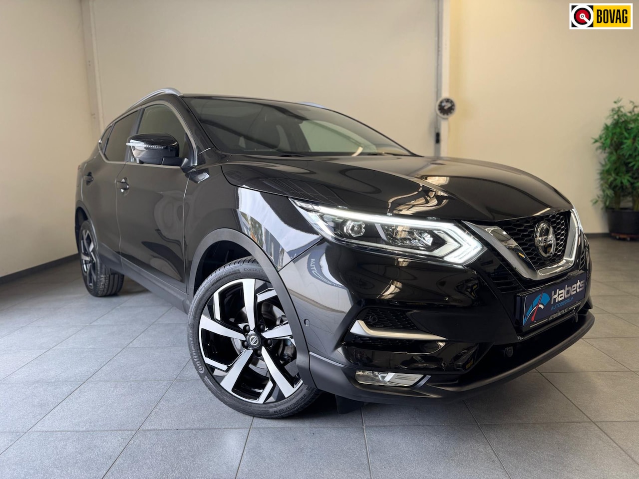 Nissan Qashqai - 1.3 DIG-T 160pk Tekna Automaat - Leder - Pano - Led - Full options - AutoWereld.nl