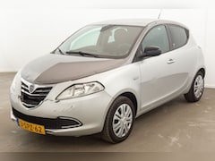 Lancia Y(psilon) - Ypsilon 0.9 TwinAir Automaat 127.914 km Airco Gold