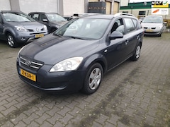 Kia Cee'd Sporty Wagon - Cee'd Sporty Wagon 1.4 CVVT X-tra-5DRS-AIRCO-NAVIGATIE