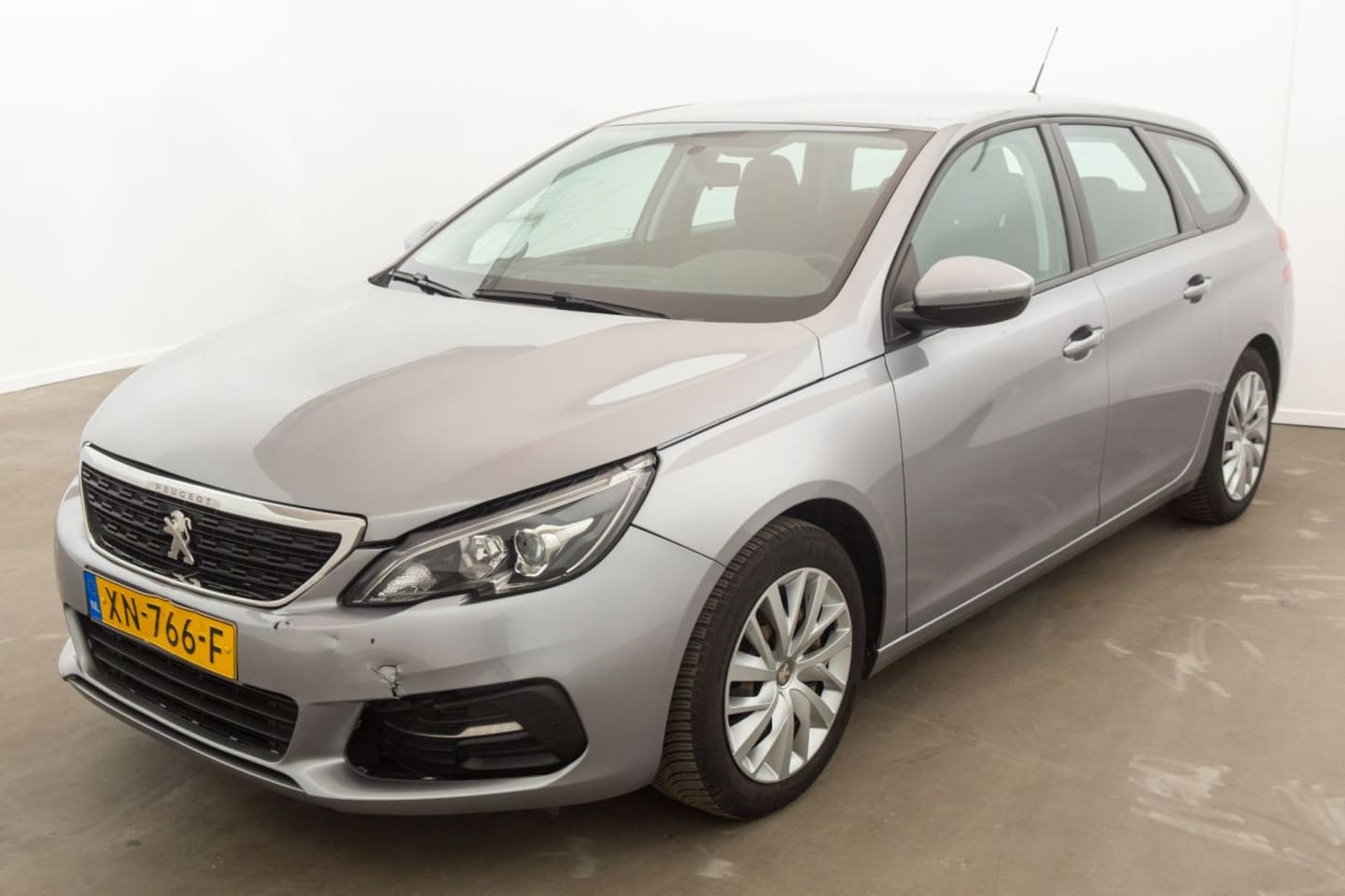 Peugeot 308 - 1.2 PureTech Clima Navi Blue Lease - AutoWereld.nl