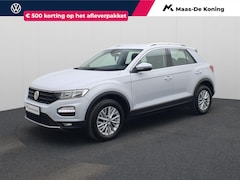 Volkswagen T-Roc - 1.0TSI/115PK Style · Apple/Android Car Play · Parkeersensoren · Trekhaak