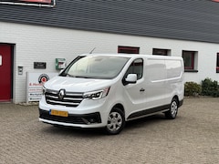 Renault Trafic - GB 2.0 Blue dCi 110pk L2H1 T30 Work Edition/ Trekhaak/ All season banden/ Vloer + wandplat