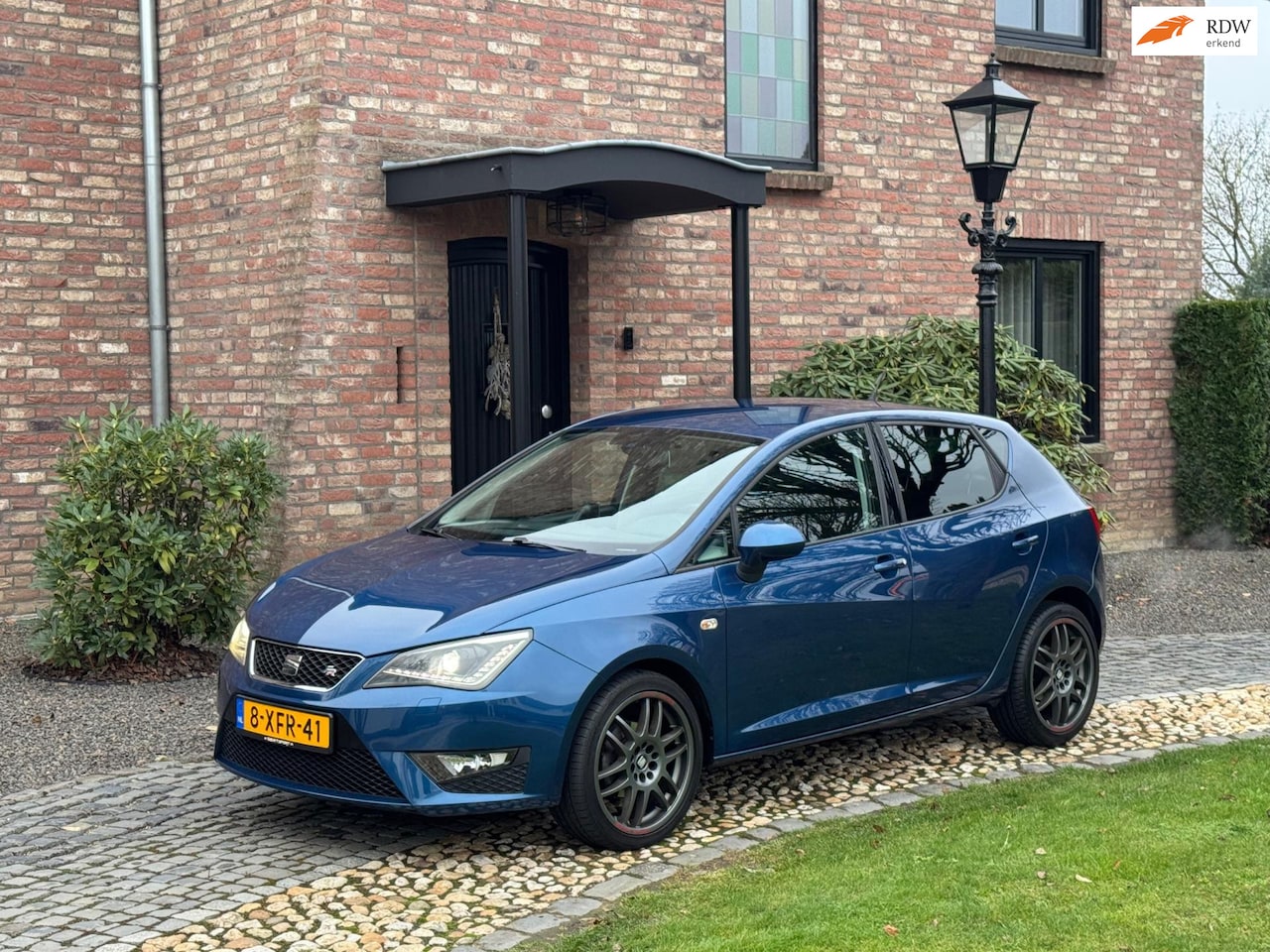 SEAT Ibiza - 1.2 TSI FR Navi Clima Led 5-drs - AutoWereld.nl