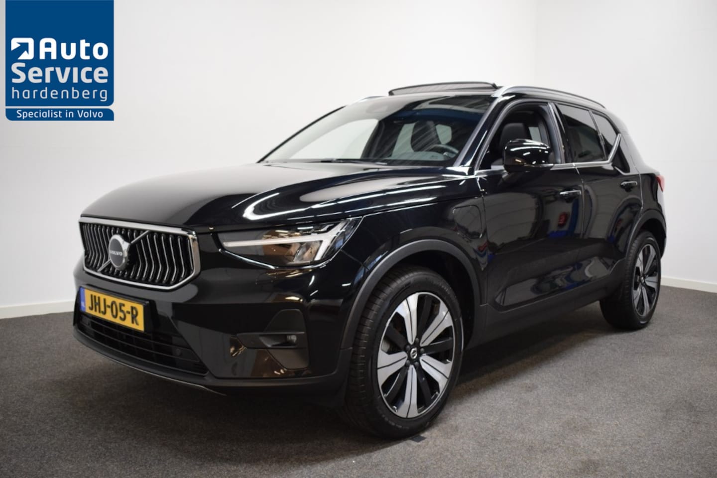Volvo XC40 - T5 262pk AUT7 Recharge Inscription Leer/ Pano/ Adapt. Cruise/ Stoel en stuurverw./ Camera/ - AutoWereld.nl