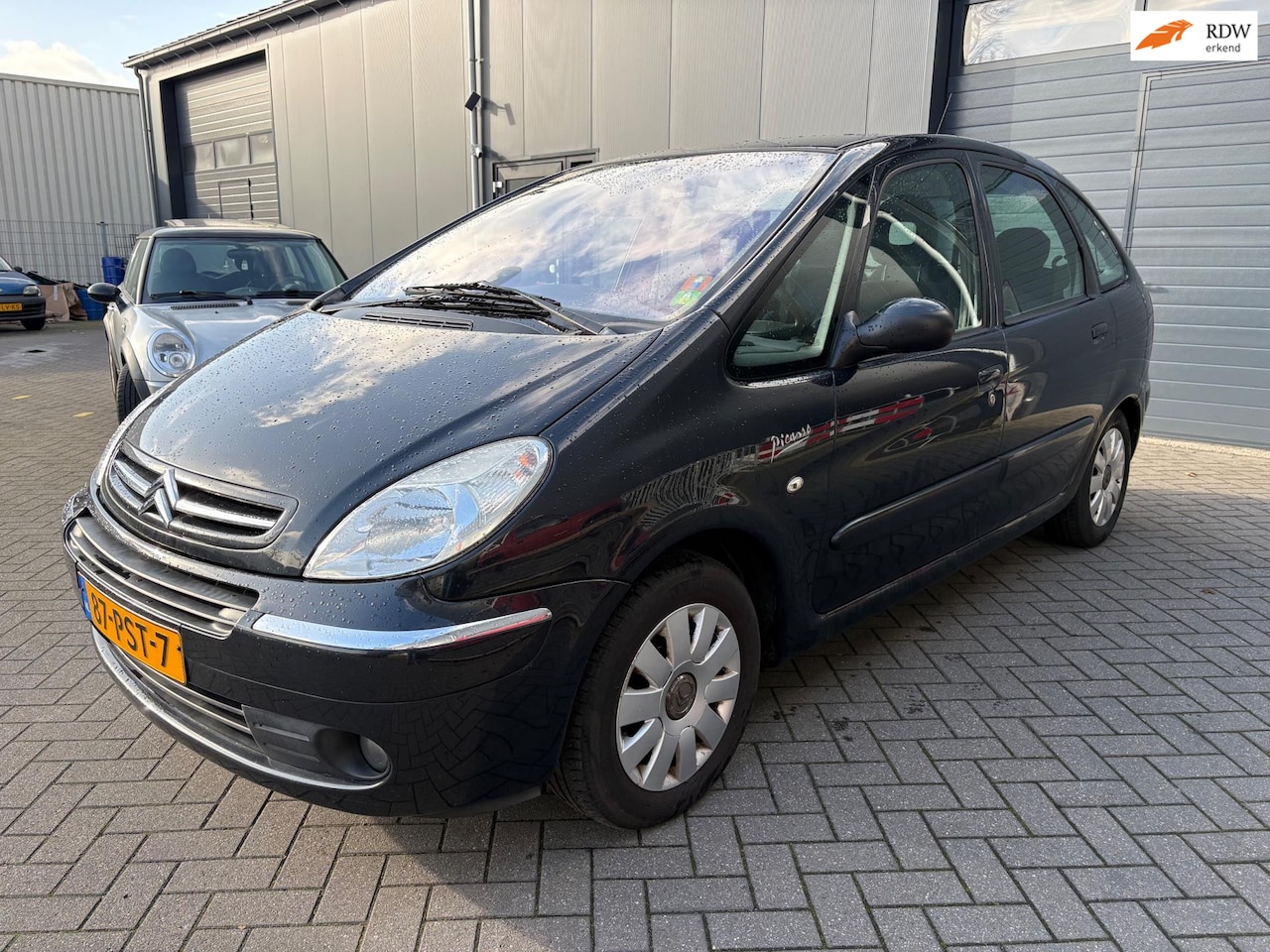 Citroën Xsara Picasso - 2.0i-16V Attraction Automaat - AutoWereld.nl