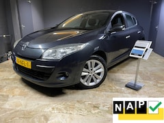 Renault Mégane - 1.6 Celsium Navi Lmvelgen Clima Cruis