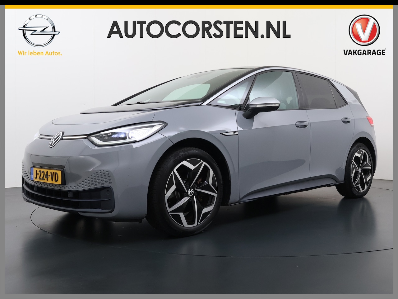 Volkswagen ID.3 - First Plus 58kWh Apple Carplay Android Auto Adap.Cruise Lmv 19" Navi Camera Pdc Stoel+Stuu - AutoWereld.nl