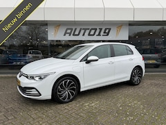 Volkswagen Golf - 1.4 eHybrid PHEV 204pk Style IQ-Light
