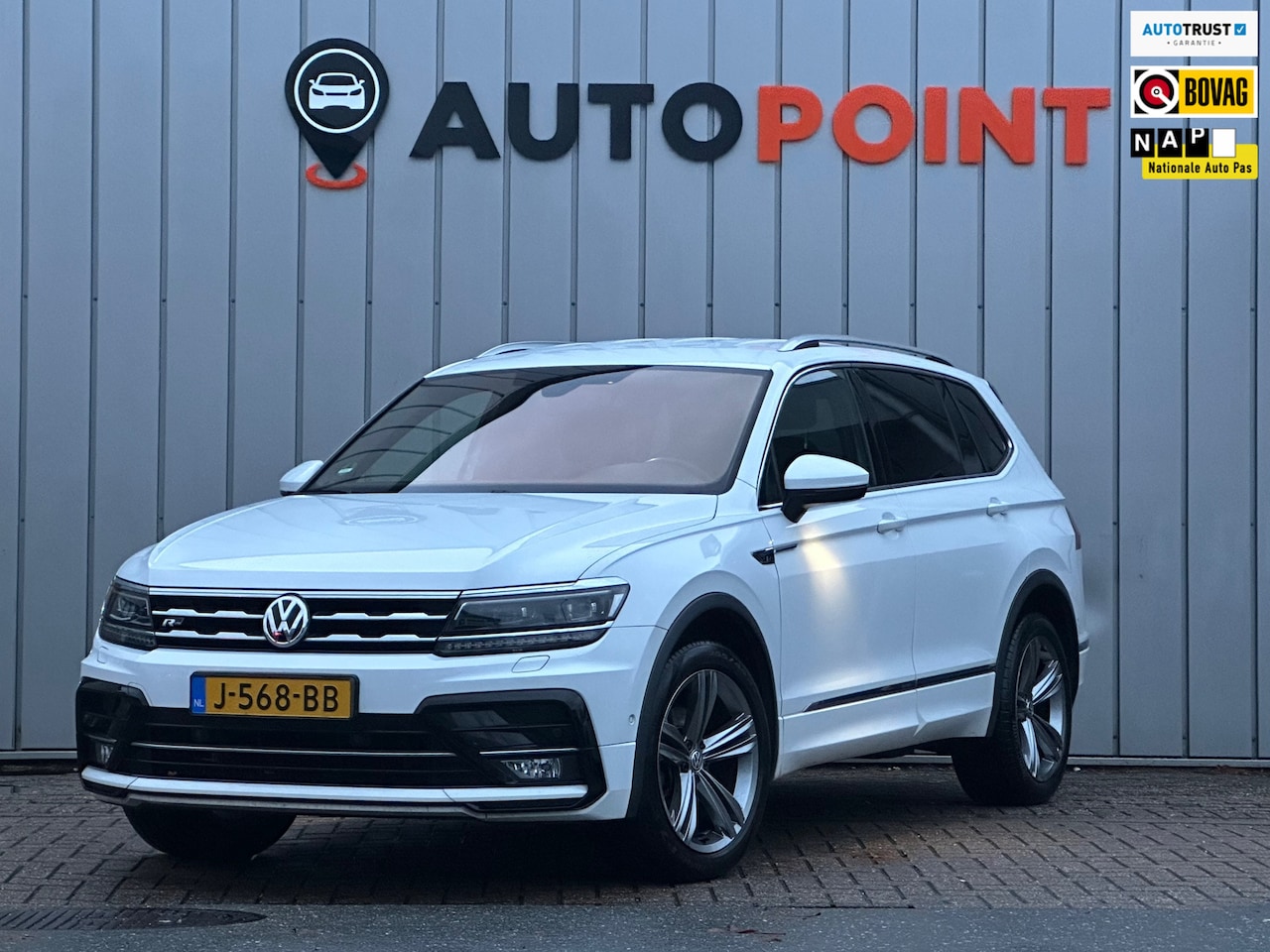 Volkswagen Tiguan Allspace - 1.5 TSI Highline Business R-line 7p. VIRTUAL DEALER OND 1 EIG - AutoWereld.nl