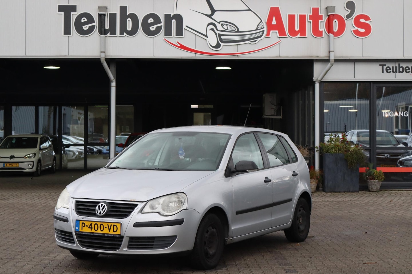 Volkswagen Polo - 1.2-12V Trendline Airco, Elektrische ramen, Trekhaak, APK tot 18-09-2026 - AutoWereld.nl