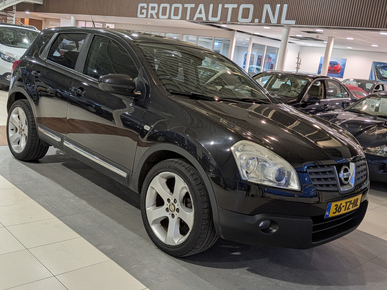Nissan Qashqai - 2.0 Tekna Premium 4WD Automaat Panoramadak, NAP, Airco - AutoWereld.nl