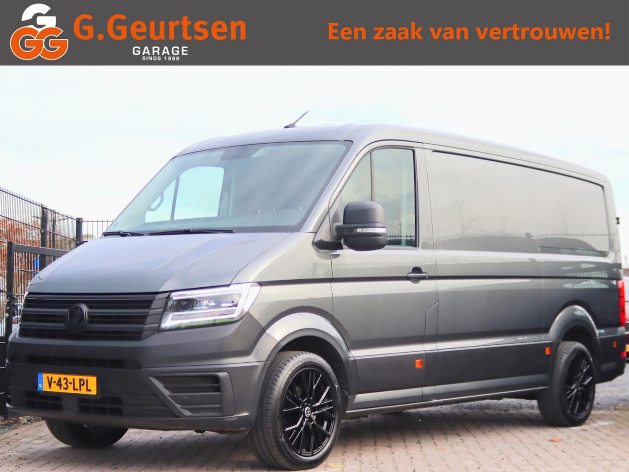 Volkswagen Crafter - 35 2.0 TDI 177PK L3H2 Standkachel, Bijrijdersbank, LED, Camera, Complete inbouw, Apple Car - AutoWereld.nl