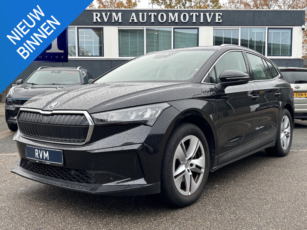 Skoda Enyaq iV - 80 Business Edition WARMTEPOMP| ELEK. TREKHAAK| ADAPTIEVE CRUISE| STOEL + STUURVERWARMING| - AutoWereld.nl