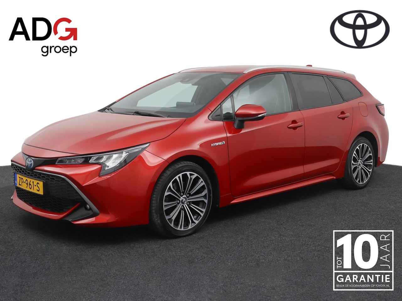 Toyota Corolla Touring Sports - 2.0 Hybrid First Edition | Navigatie | Parkeercamera | Climate control | - AutoWereld.nl