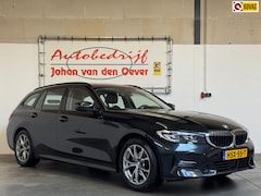 BMW 3-serie Touring - 320d High Executive|Dig. Dash|190PK|Leder|Stoelverwarming|