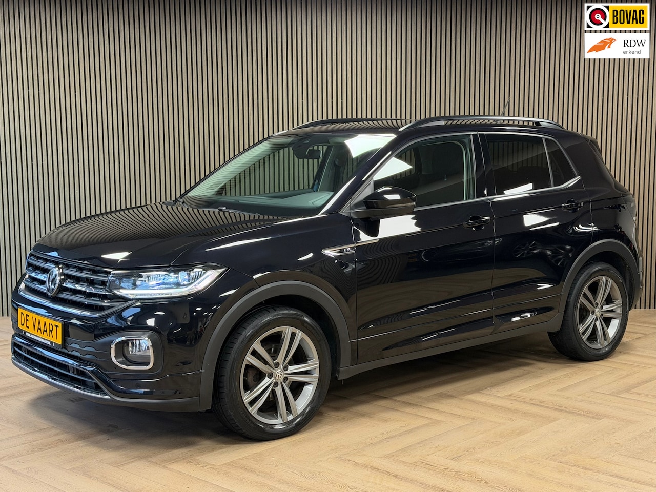 Volkswagen T-Cross - 1.0 TSI R-LINE DSG NAVIGATIE APPLE CARPLAY PDC VIRTUAL COCKPIT CRUISE STOELVERWARMING STAR - AutoWereld.nl