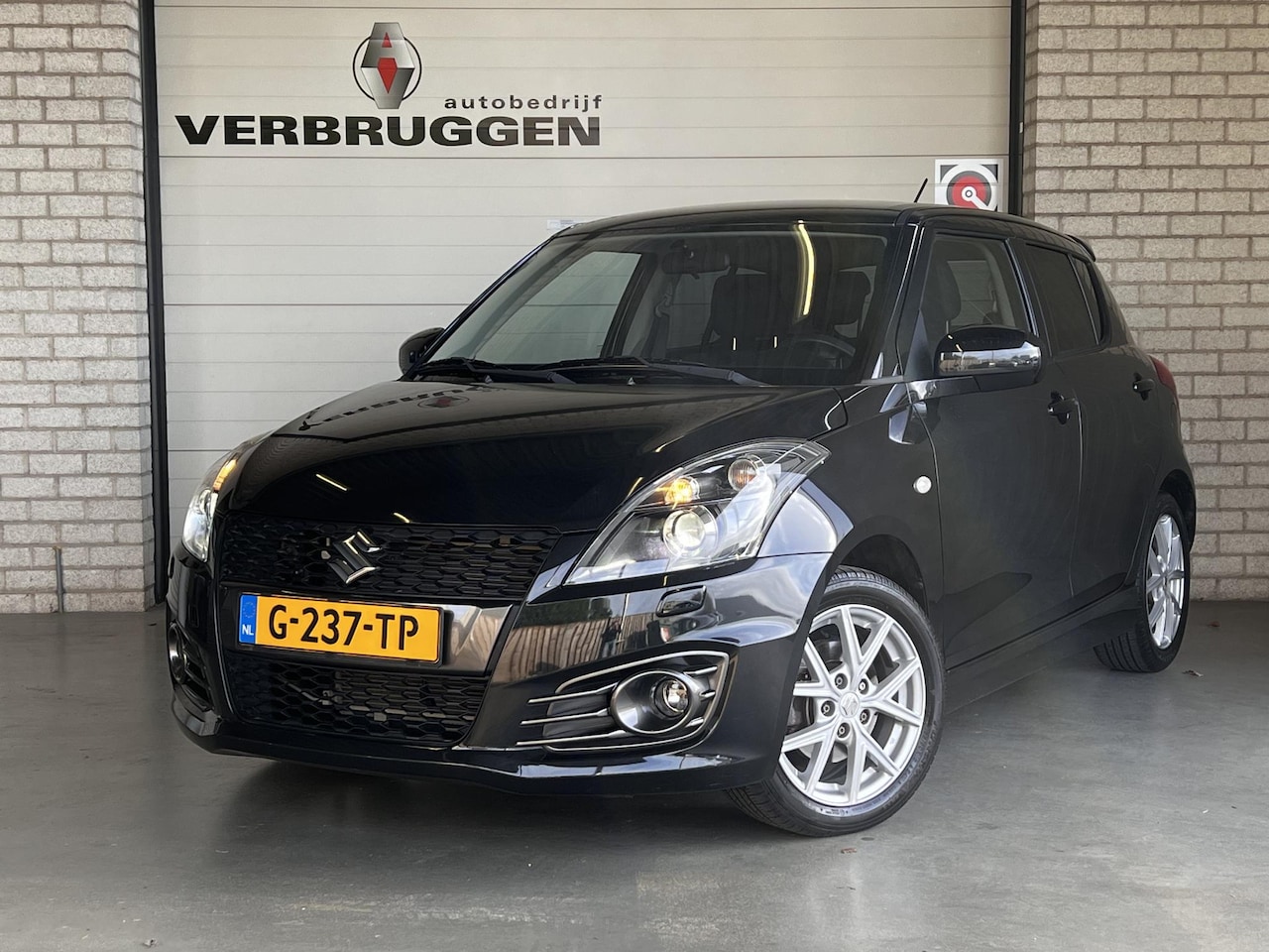 Suzuki Swift - 1.6 Sport | 16" LMV | Keyless | Stoelverw. | All-in rijklaarprijs - AutoWereld.nl