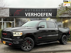 Dodge Ram 1500 - 5.7 V8 4x4 CREW CAB BIG HORN - HEMI - CARPLAY - BLACK ON BLACK - STUUR / STOEL VERWARMING