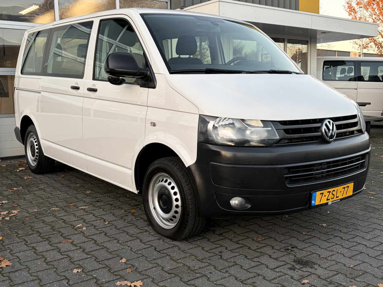 Volkswagen Transporter Kombi - 2.0 TDI DSG Automaat L1H1 BTW en BPM vrij Airco Cruise control Trekhaak PDC 1e eigenaar Eu - AutoWereld.nl