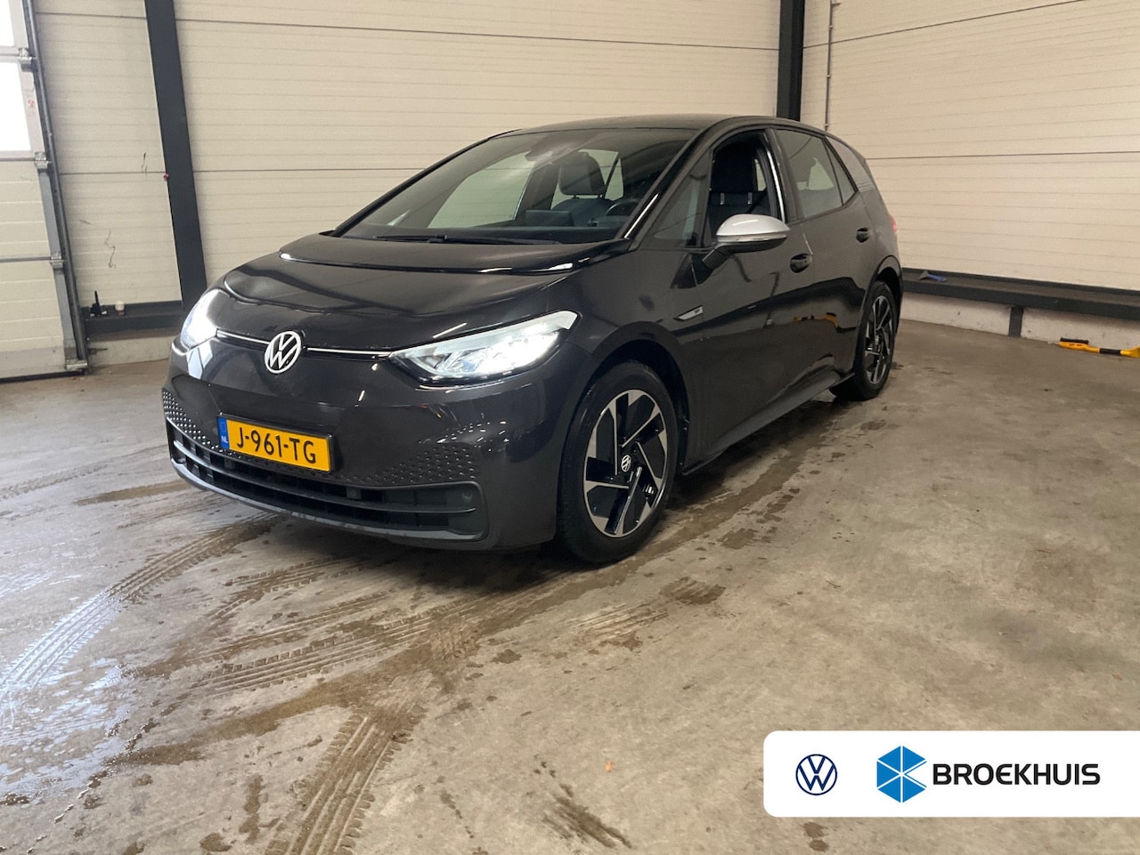 Volkswagen ID.3 - First 58 kWh 204 pk | Apple carplay | Navigatie | Stoel/stuur verwarming | - AutoWereld.nl