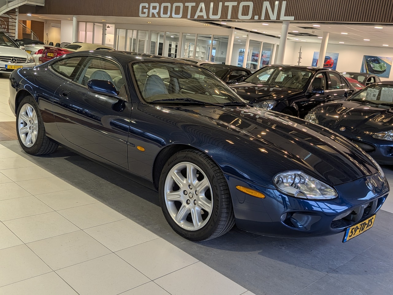 Jaguar XK8 - 4.0 V8 Coupé Automaat Airco, Leder interieur, Stuurbekrachtiging - AutoWereld.nl