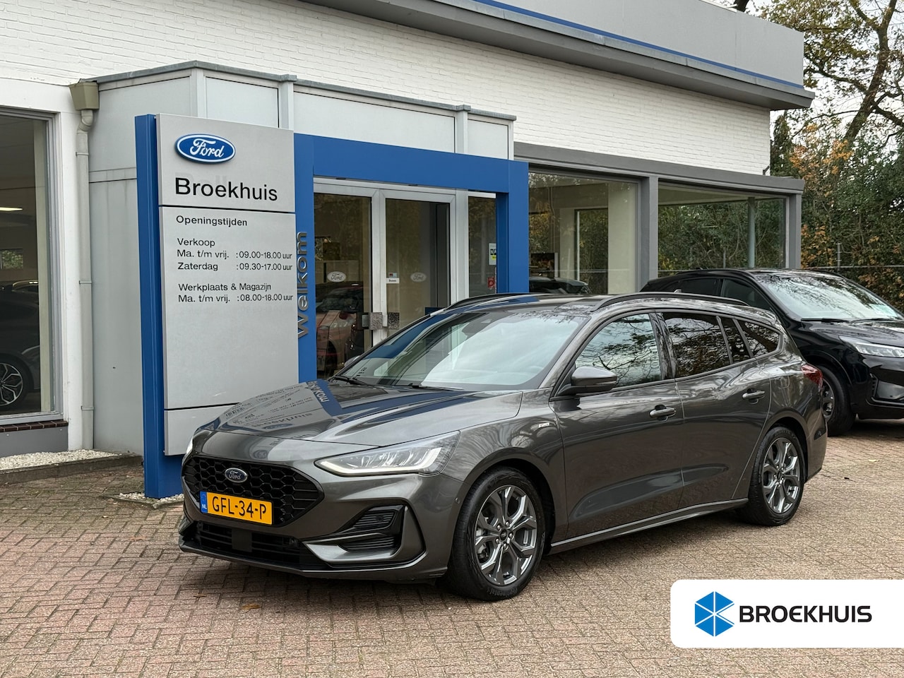 Ford Focus Wagon - 1.0 EcoBoost Hybrid 155pk ST Line Automaat | Wegklapbare Trekhaak | Winter pack | Driver A - AutoWereld.nl
